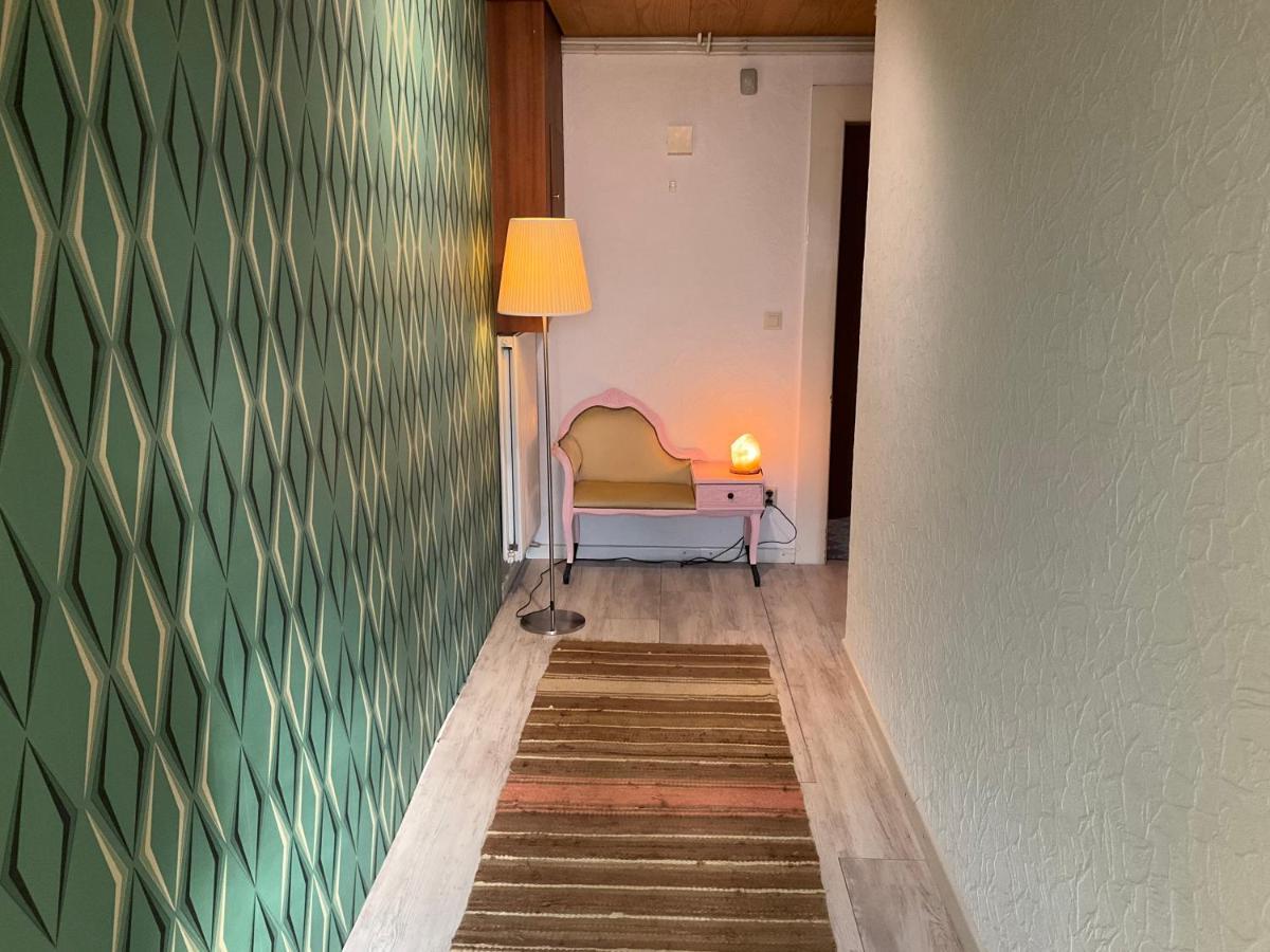 Privartzimmer 'Ausfahrt Freihalten' Husum  Exterior photo